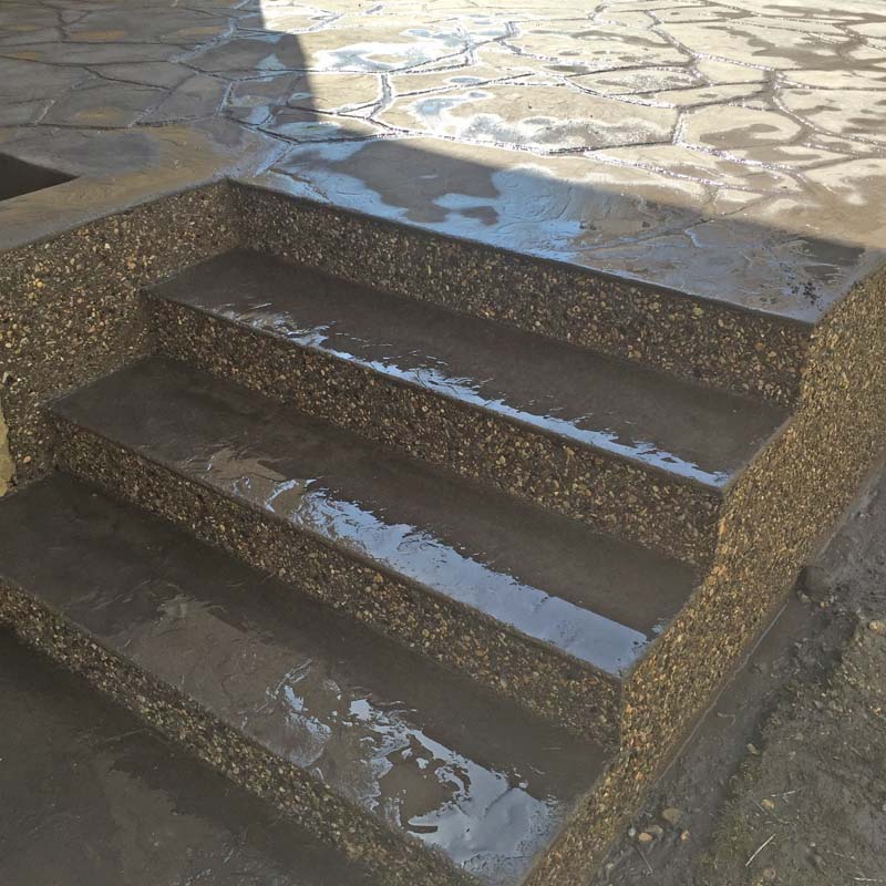 Exposed aggregate steps by Competition Concrete, greater Calgary and Canmore